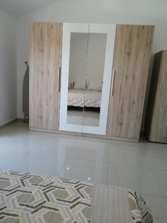 מטולי Appartamento Artur מראה חיצוני תמונה